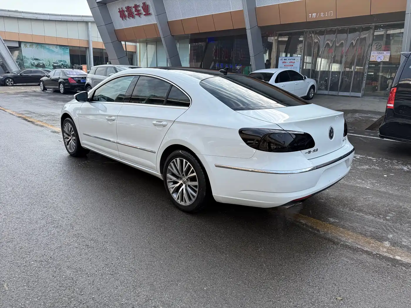 Volkswagen FAW-Volkswagen CC 2015 1.8TSI Luxury фото 7