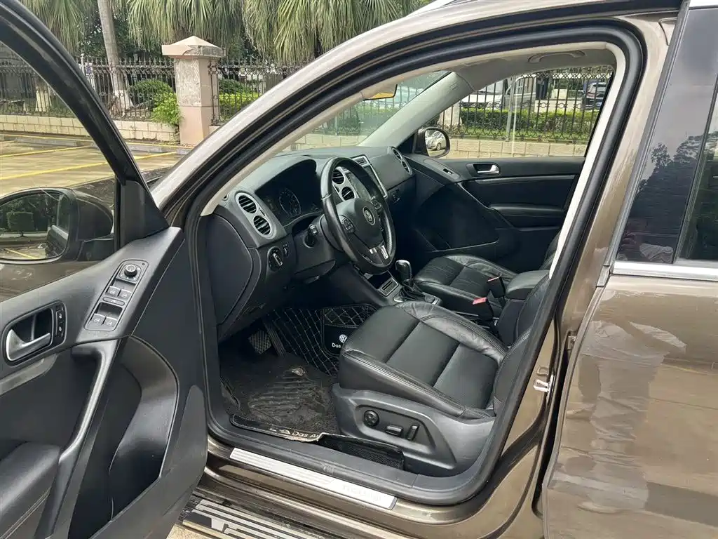 Volkswagen Tiguan 2013 2.0TSI Auto 4WD Luxury Edition фото 4