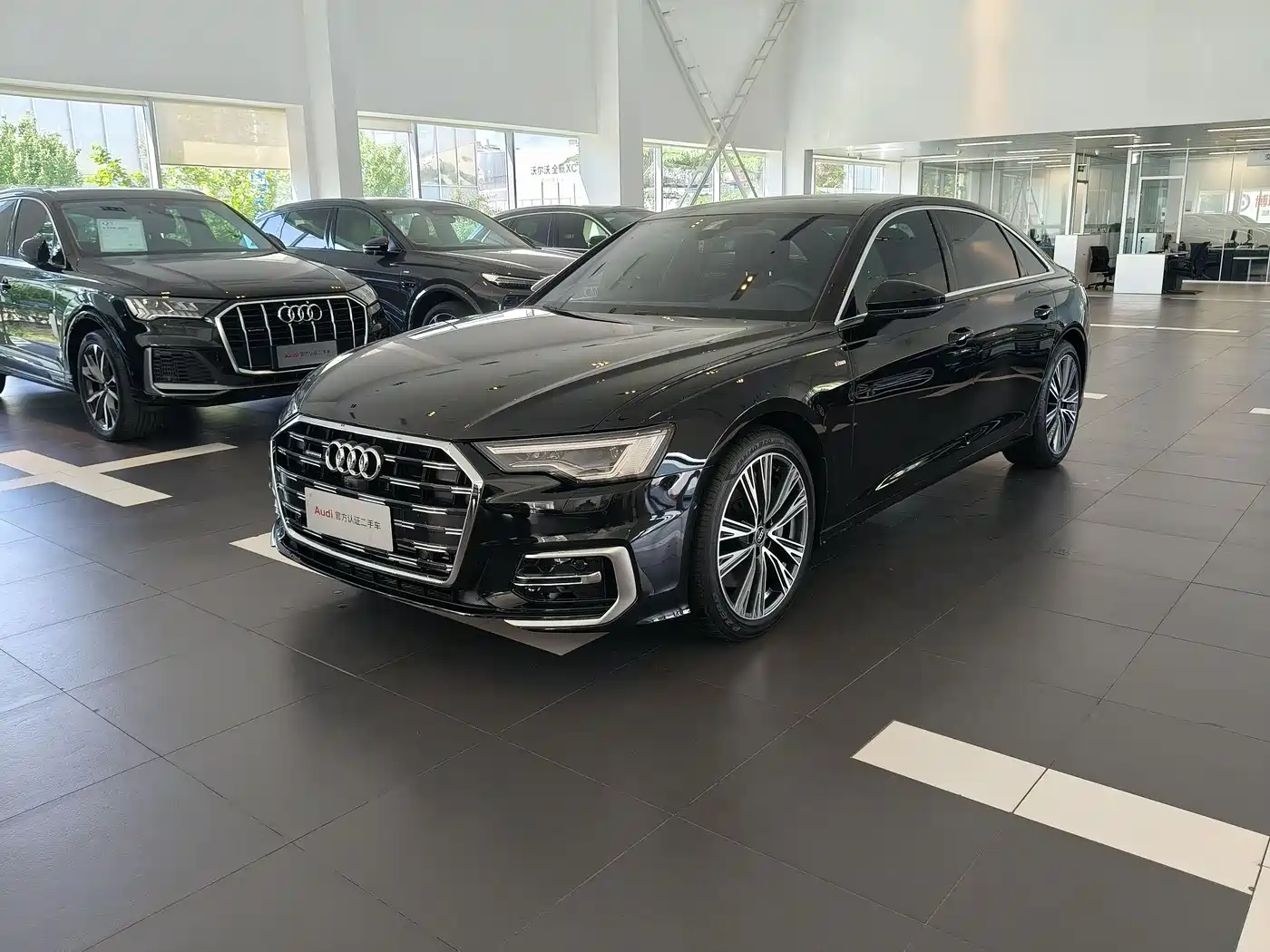 Audi A6L 2025 55 TFSI quattro Exclusive Sport