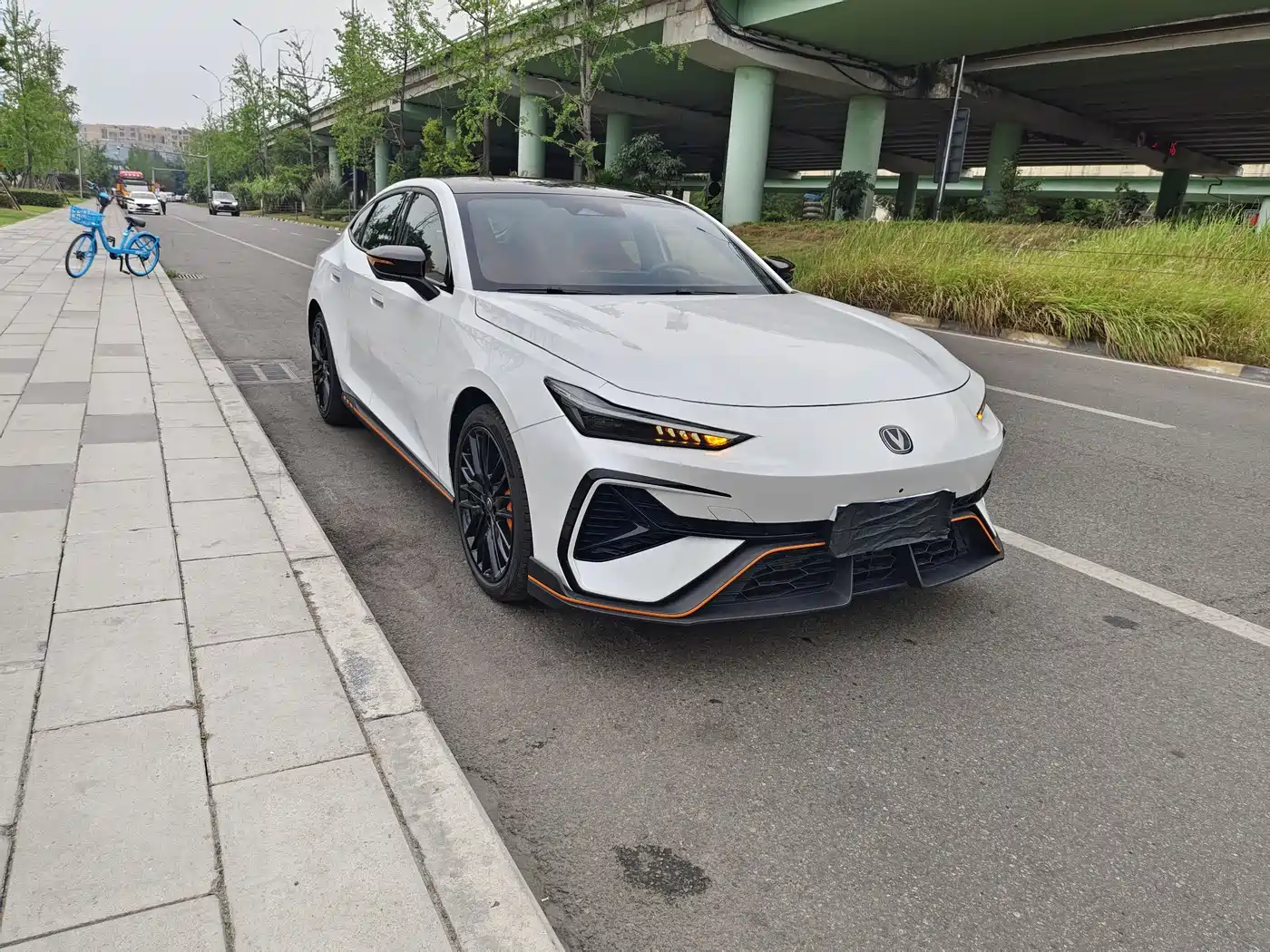 CHANGAN UNI-V