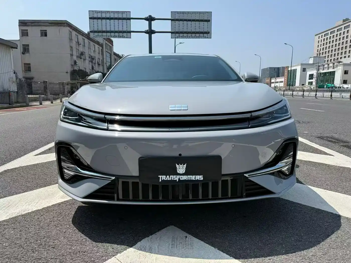 Geely Galaxy Galaxy A7 2025 EM-i 70km Explorer Edition фото 2