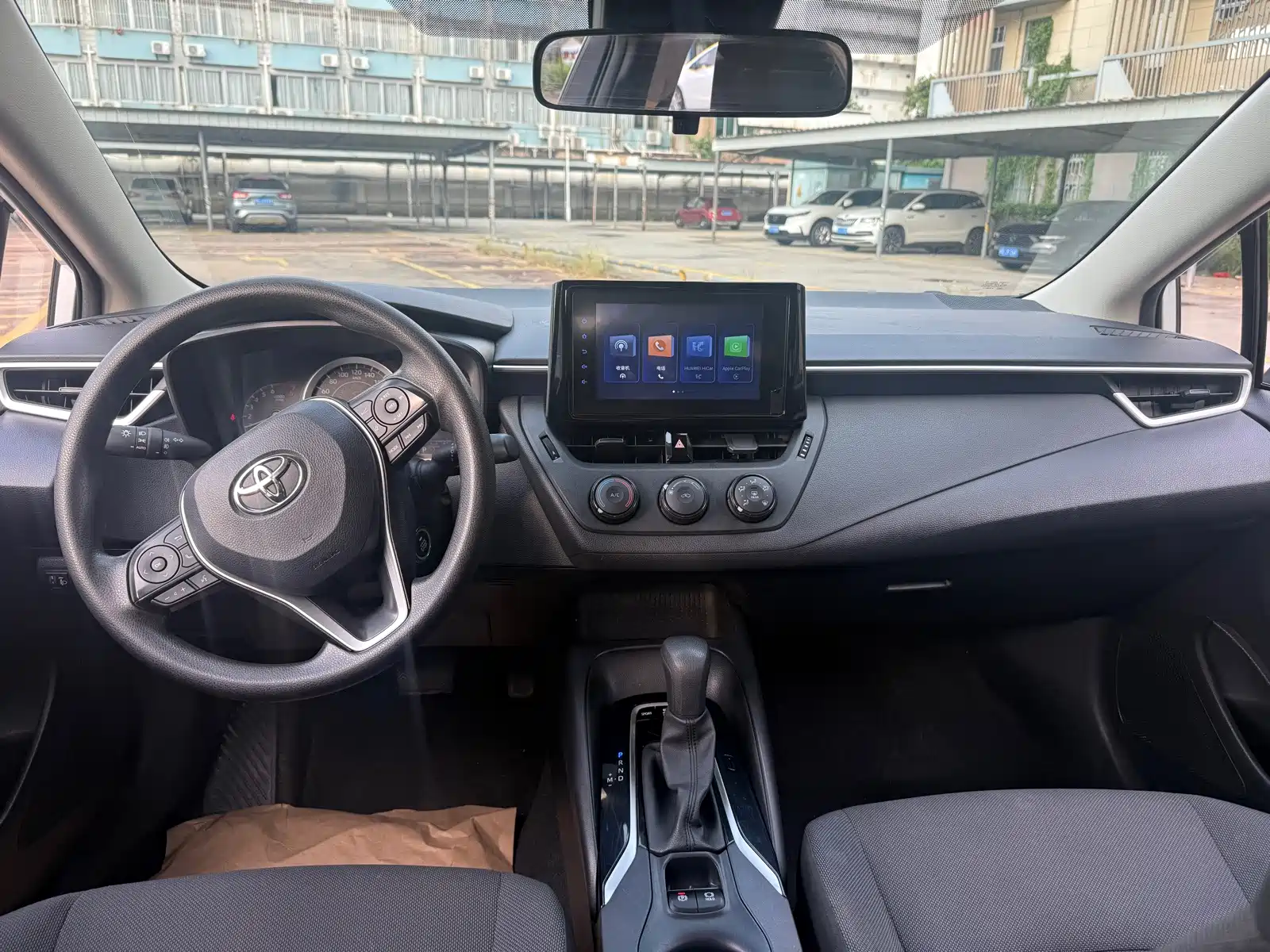 Photo 6 - Toyota Corolla
