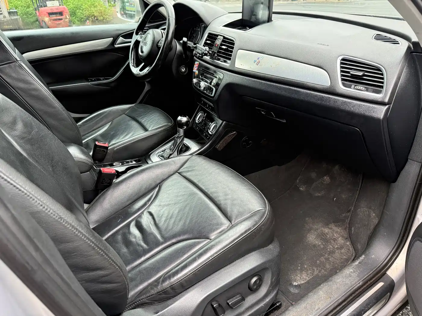 Photo 9 - Audi Q3
