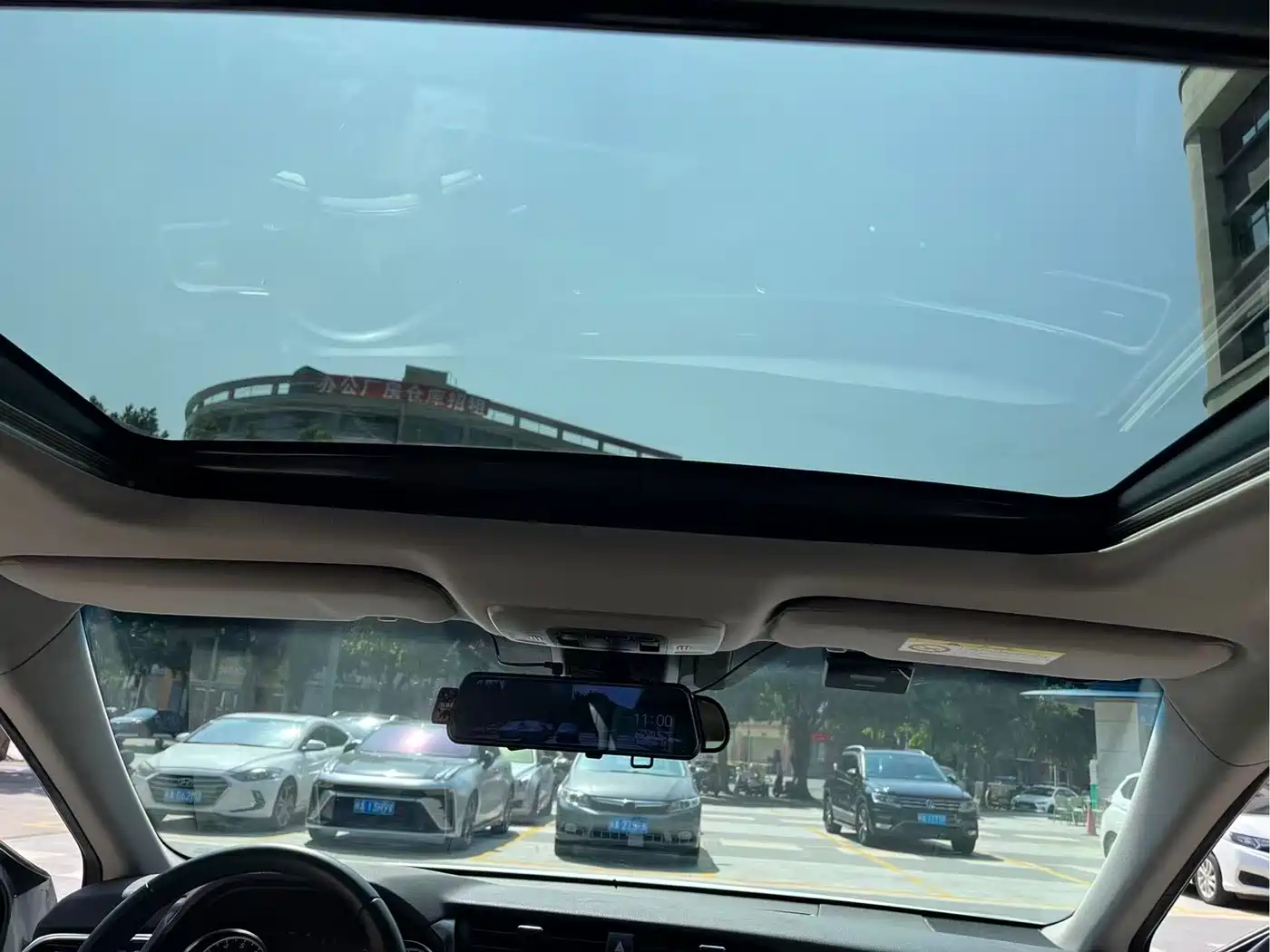 Toyota Camry 2019 2.5G Luxury Edition China VI фото 25