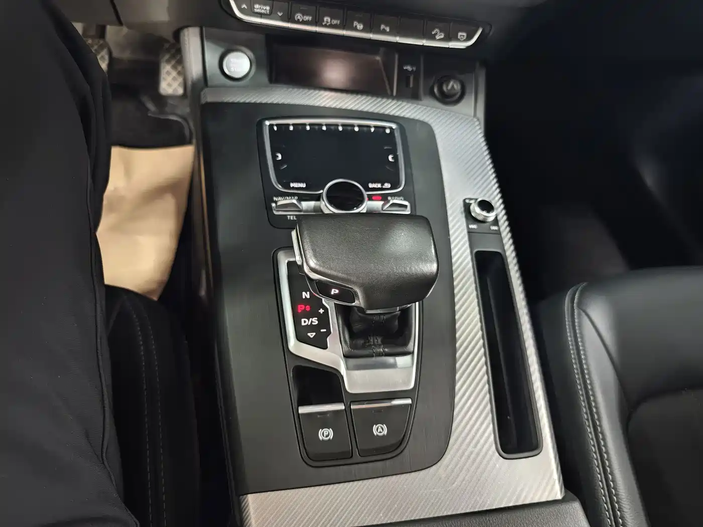 Audi Q5L 2020 45 TFSI Exclusive Fashion фото 12