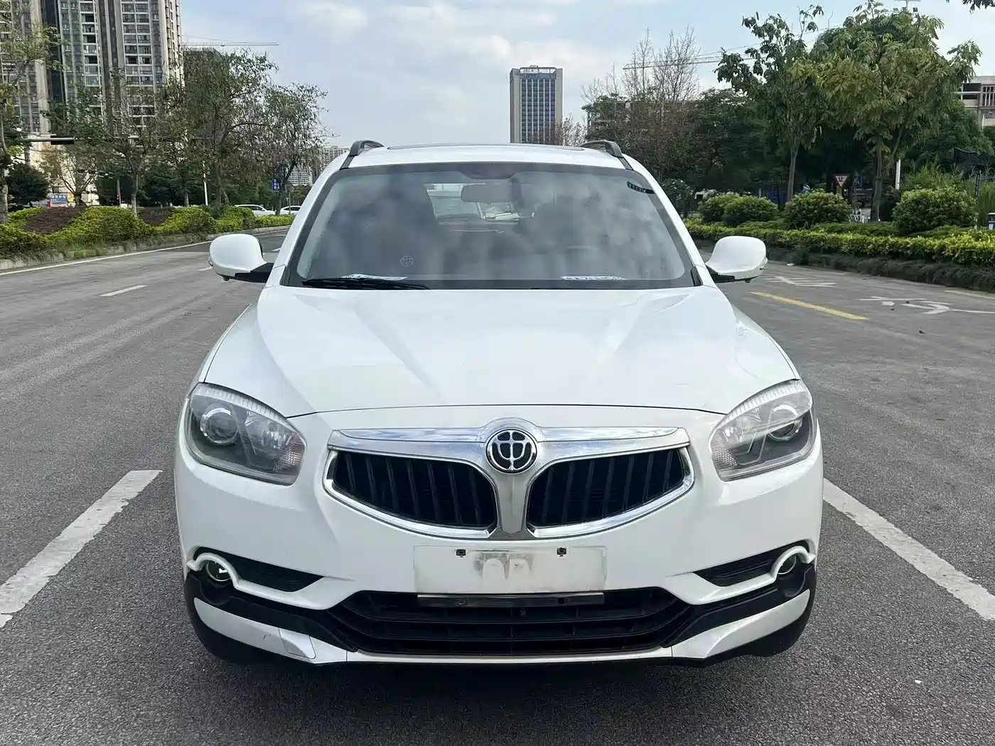 2015 Zhonghua V5