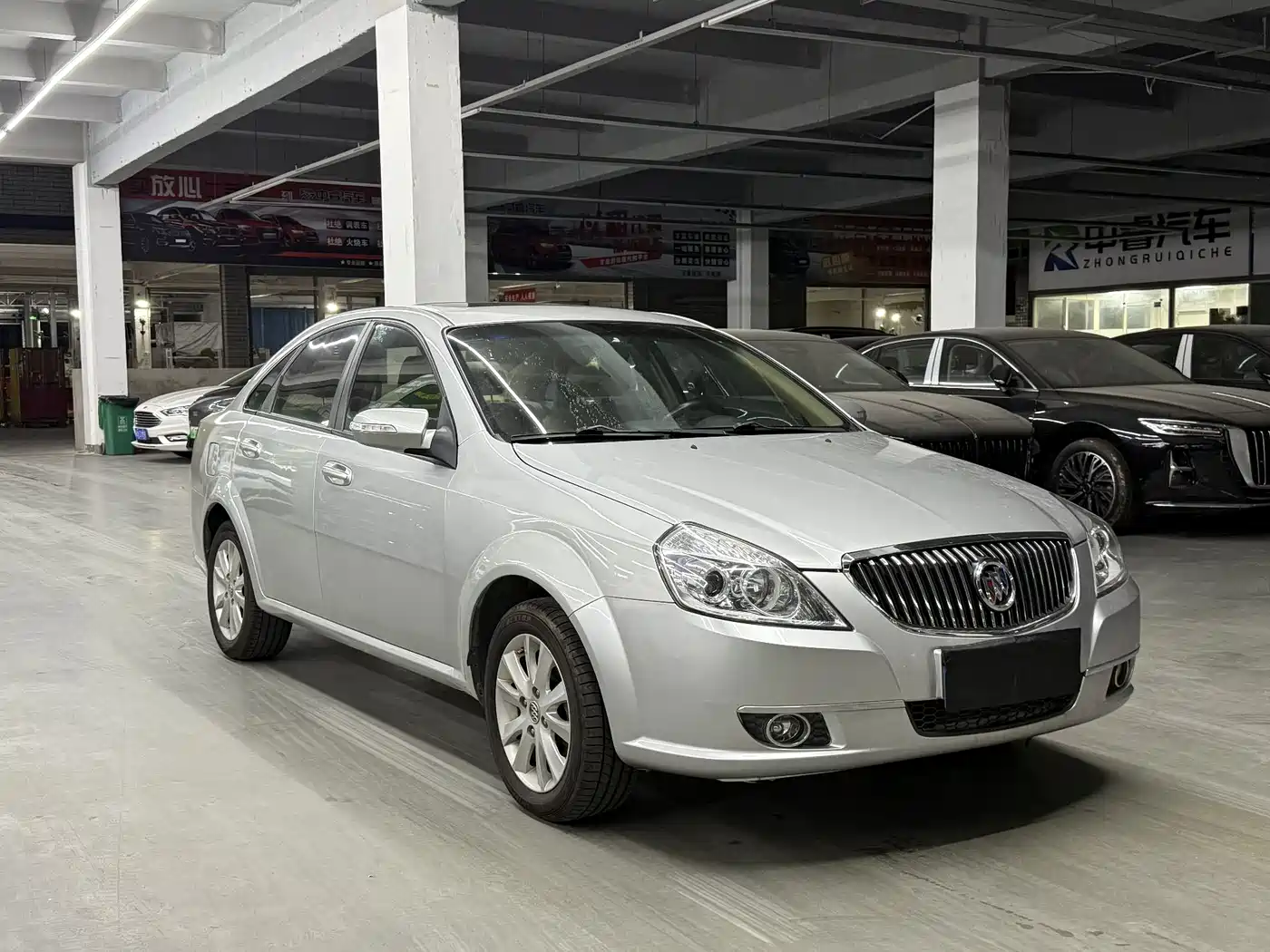 Buick Excelle 2011 1.6LX-MT фото 3