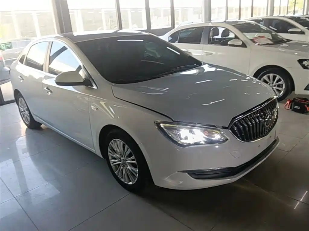 Buick Excelle 2017 15N Automatic Elite фото 4