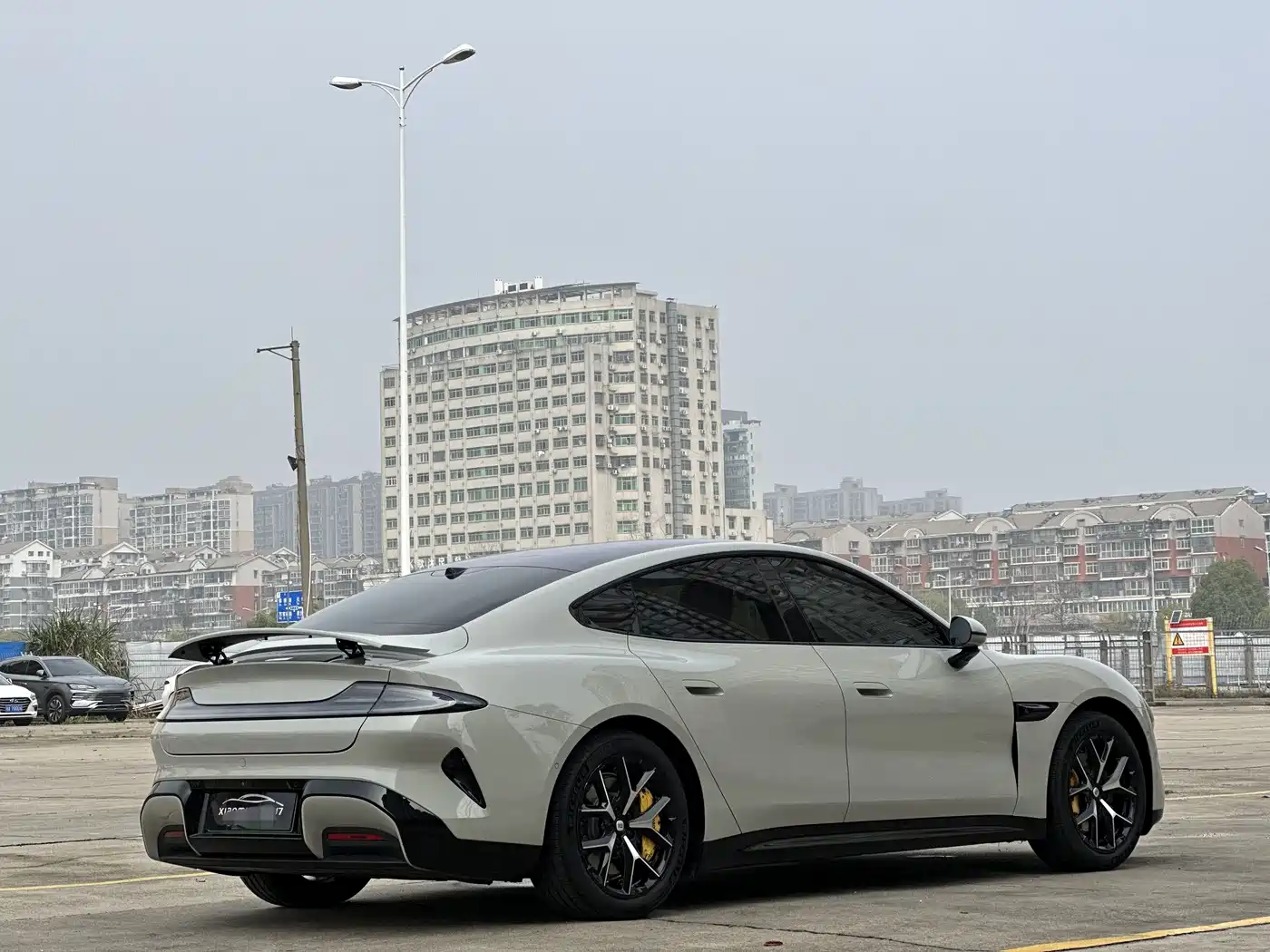 XIAOMI CAR XIAOMI SU7