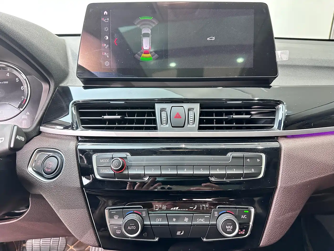 BMW X1 2022 sDrive25Li Leading фото 14