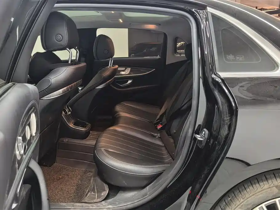 Mercedes-Benz E-Class 2023 Facelift E 300 L Luxury фото 11