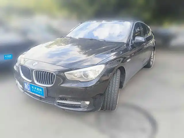 BMW 5 Series GT 2010 535i Luxury Model — фото 1