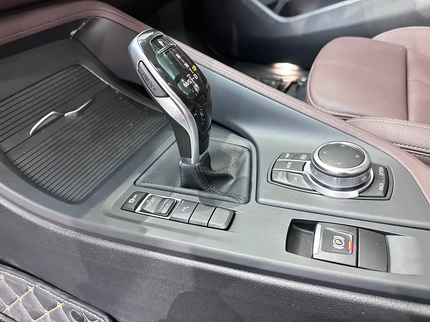 BMW X1 2022 sDrive25Li Leading фото 13