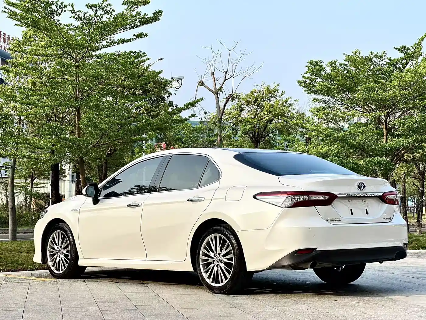 Toyota Camry 2019 Facelift Hybrid 2.5HG Luxury Edition фото 7