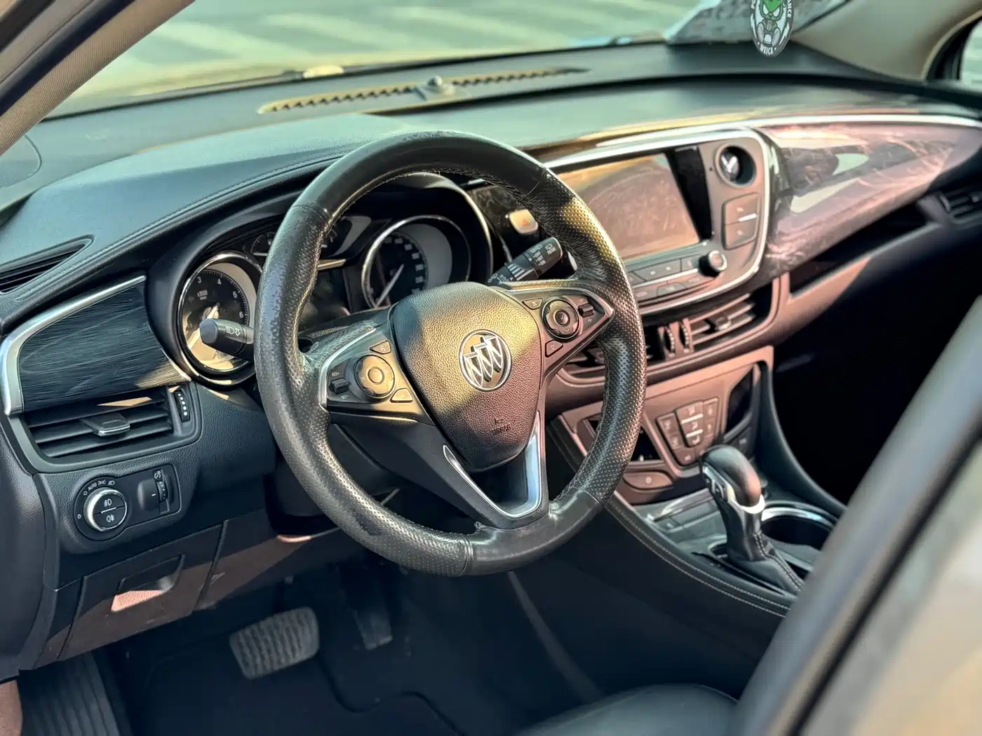Buick Envision Plus 2017 28T AWD Elite фото 8