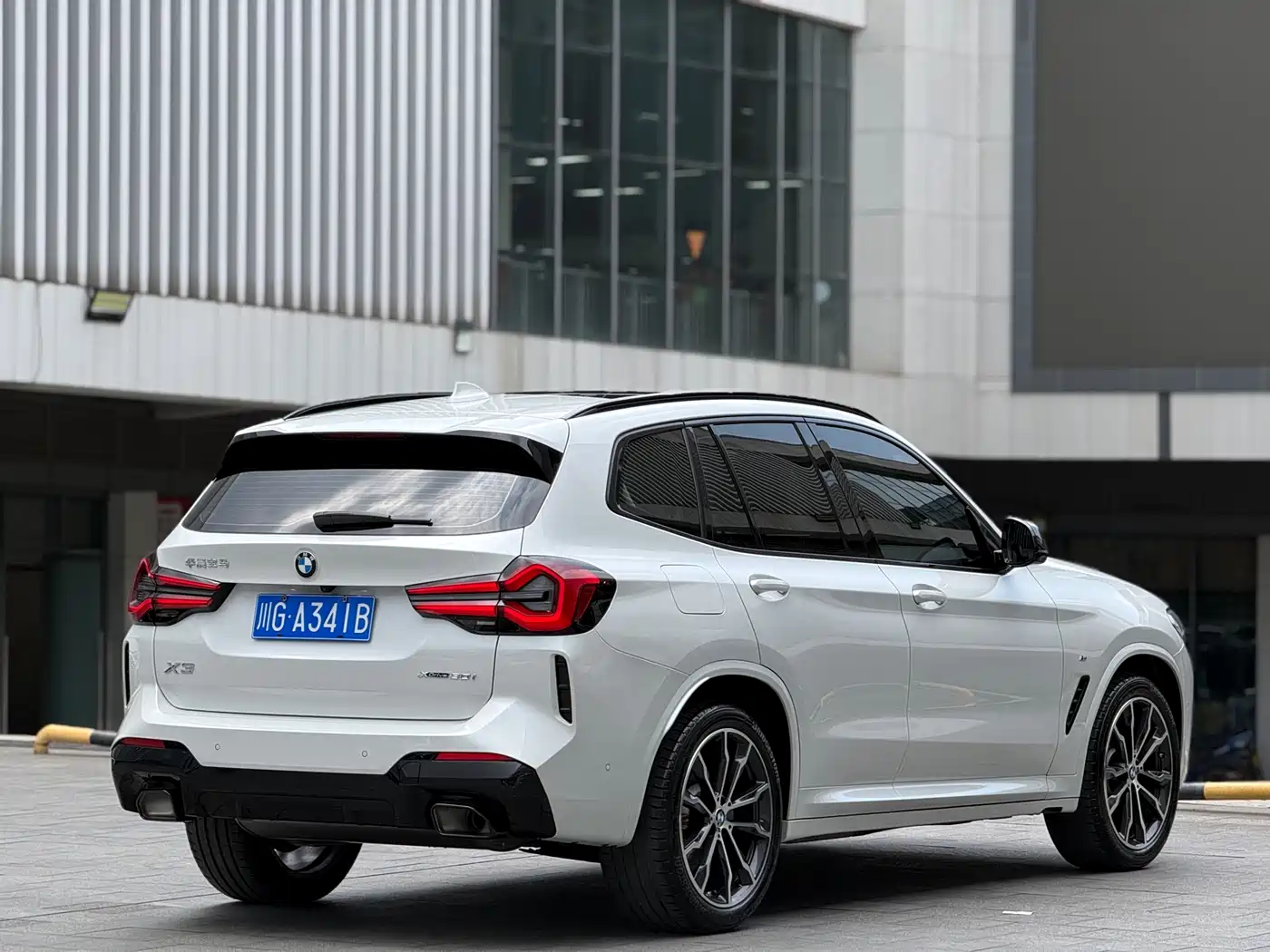 BMW X3 2023 Facelift xDrive30i Leading M Night Package фото 7