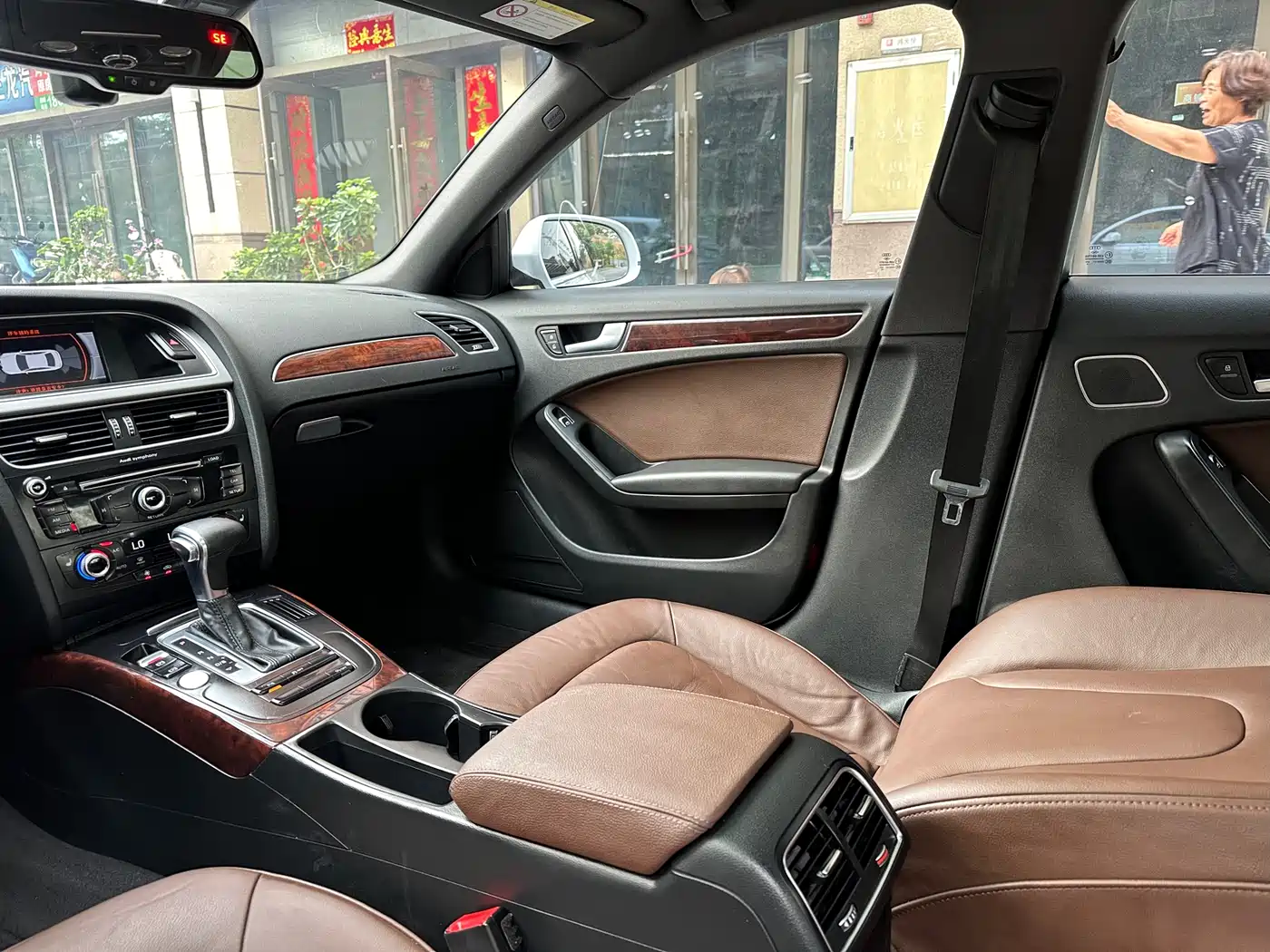 Audi A4L 2016 35 TFSI Collector's Edition S line Comfort фото 18