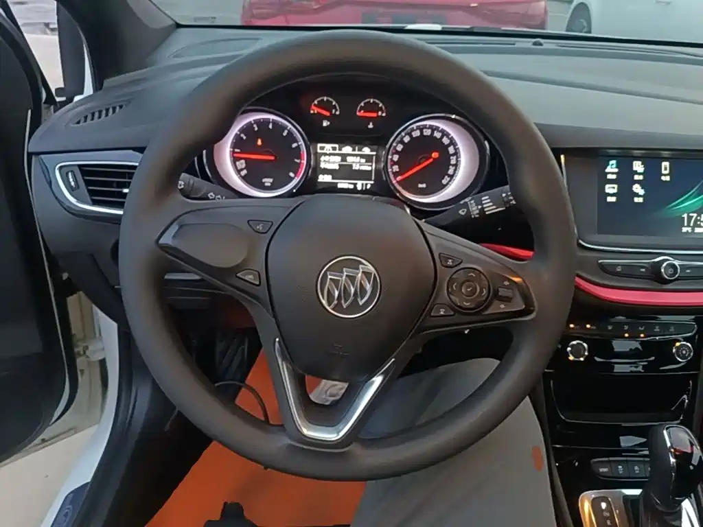 Фото 11 - Buick Verano