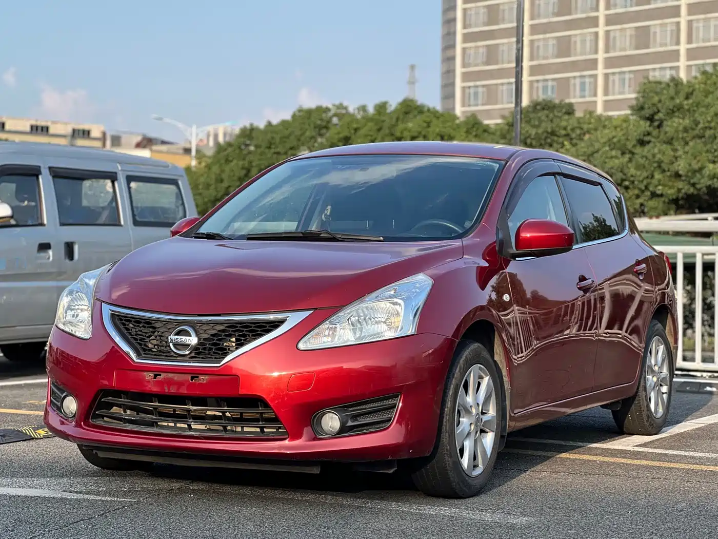 Nissan Tiida 2011 — пригон из Китая