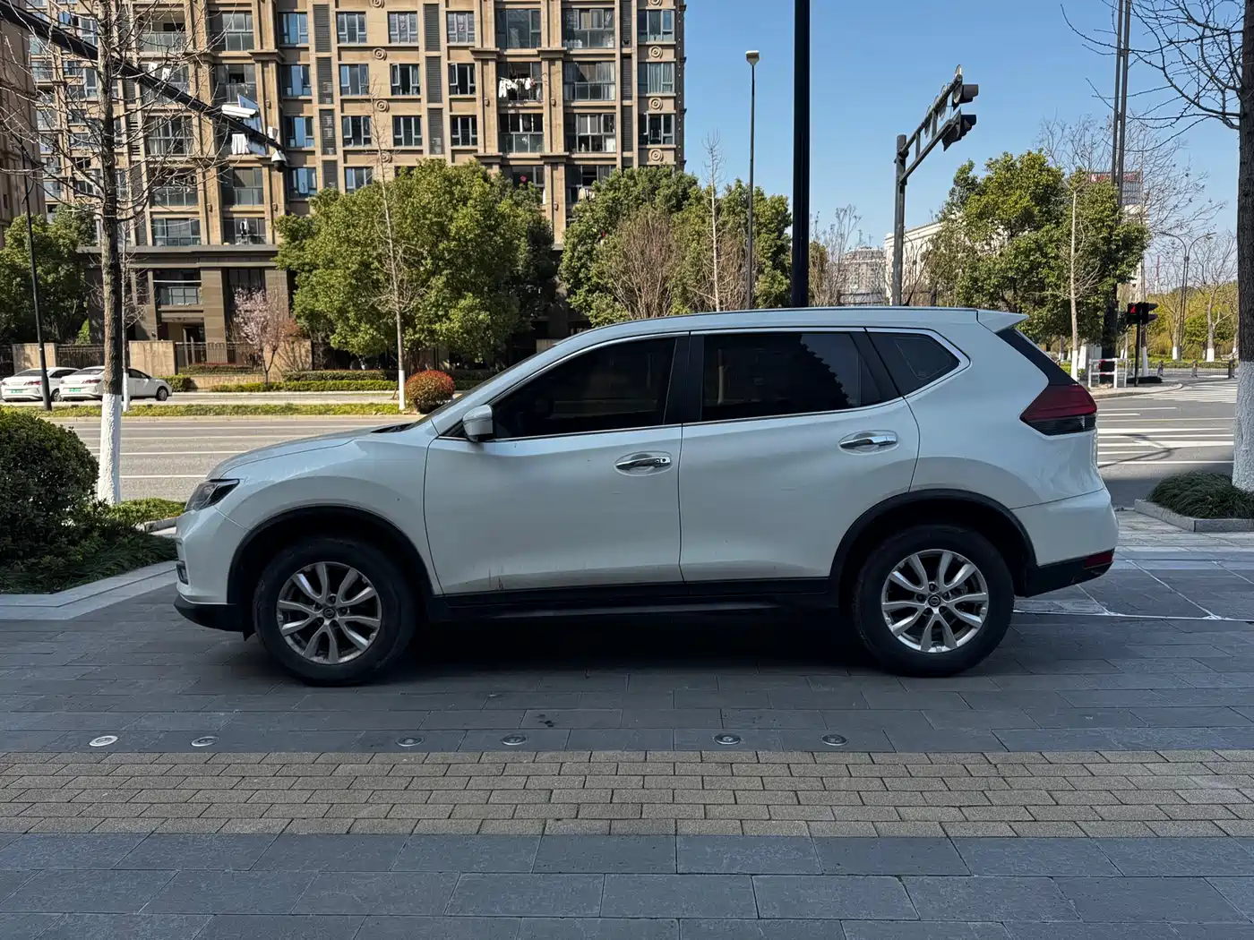 Nissan X-Trail, миниатюра 3