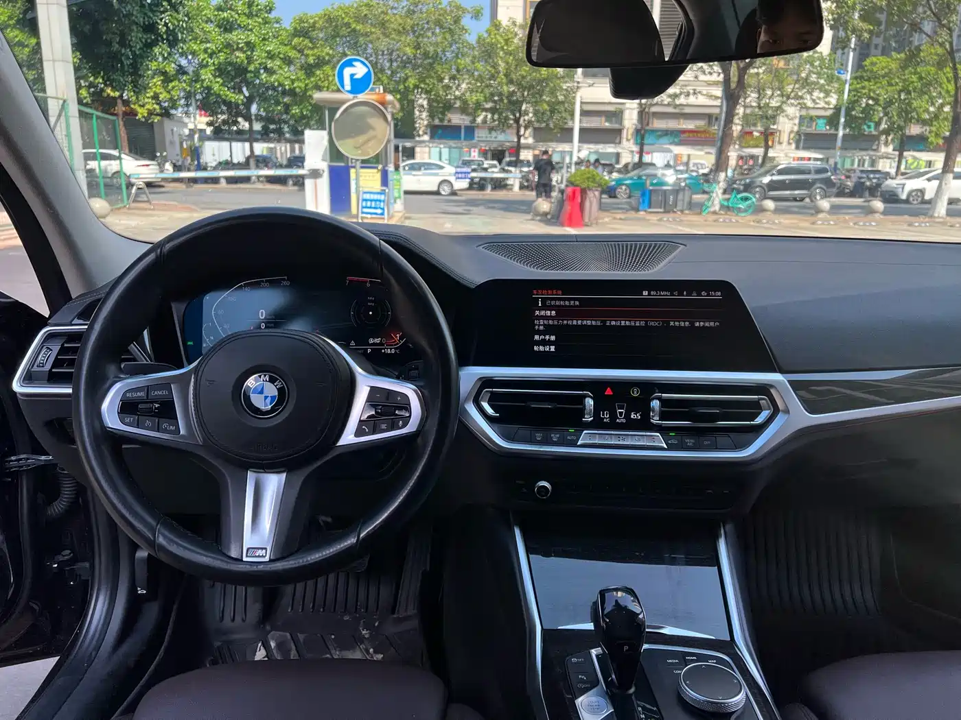 BMW 3 Series 2020 325Li M Sport Package фото 16