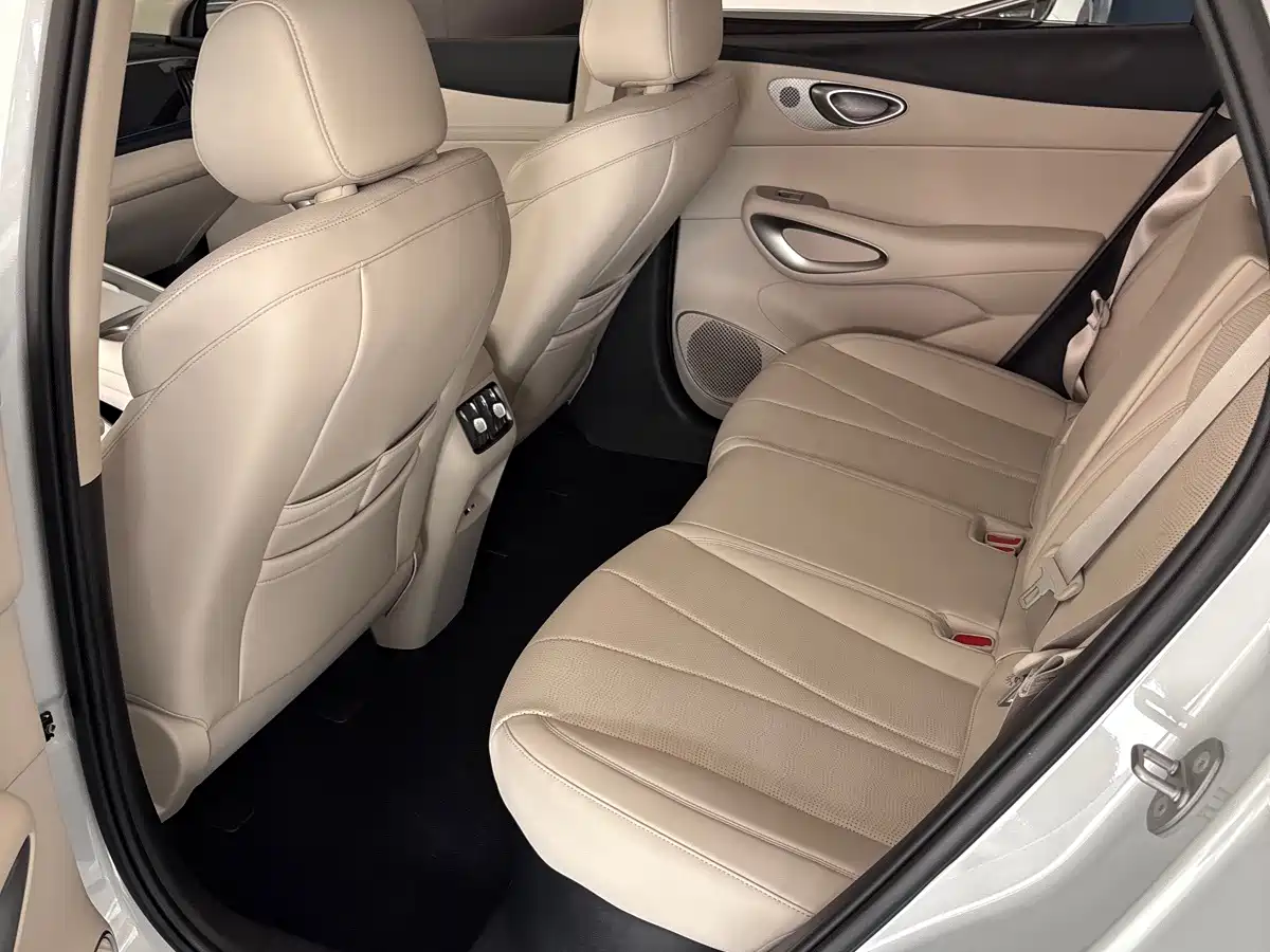 BYD Hai Shi 05 EV 2026