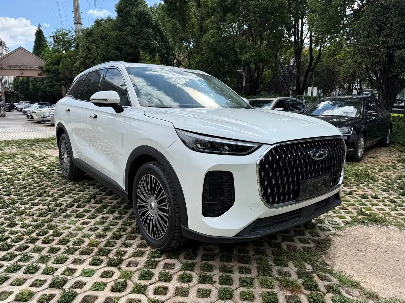 Chery Tiggo 8L 2025 2024 2.0T 2WD Premium 5-seater