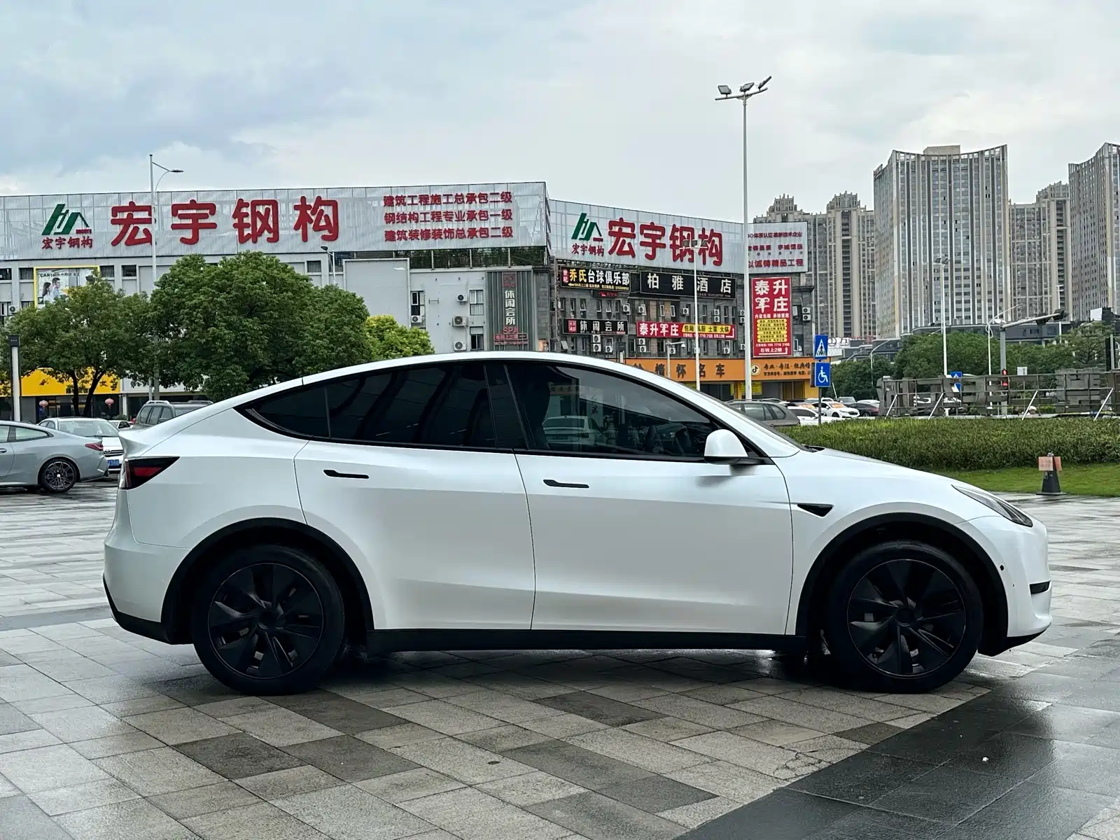 Фото 5 - Tesla Model Y