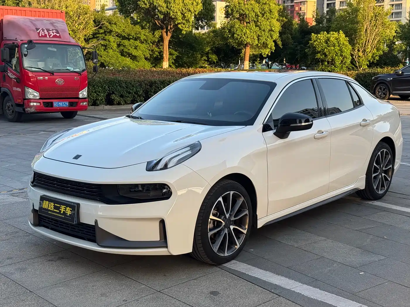 Lynk & Co 03 2019 2.0TD Auto Power Version
