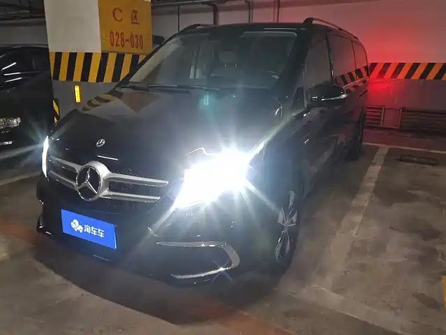 MERCEDES-BENZ V CLASS