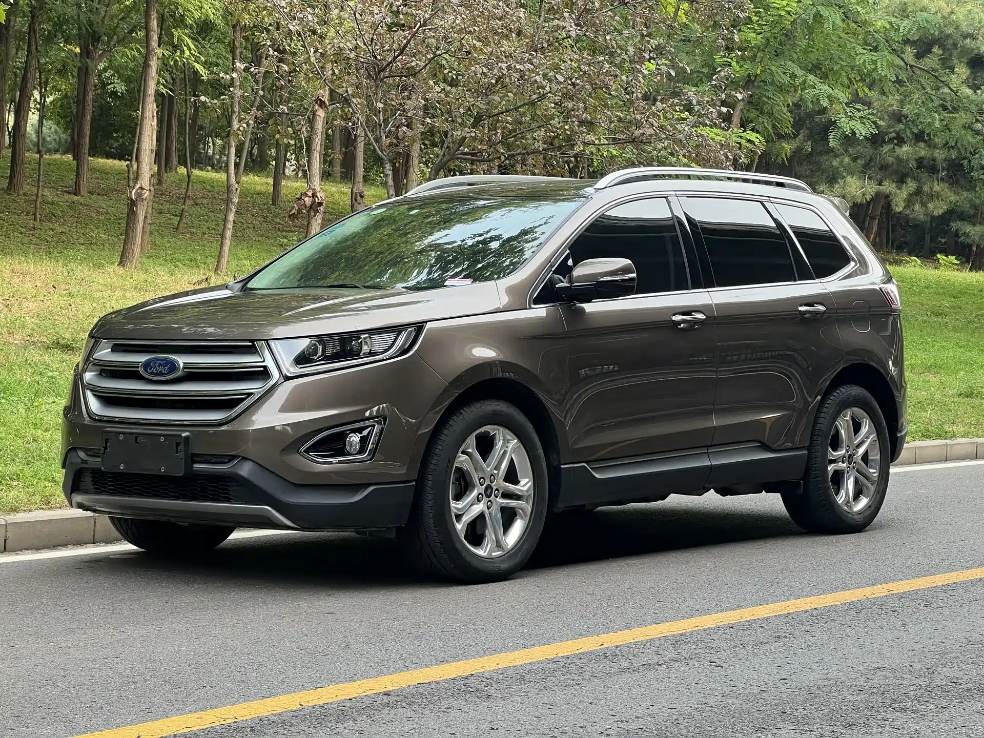 Фото 1 - Ford Edge