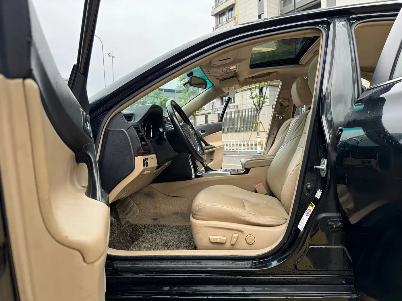 Toyota Reiz 2010 2.5V Style Elite Edition фото 10