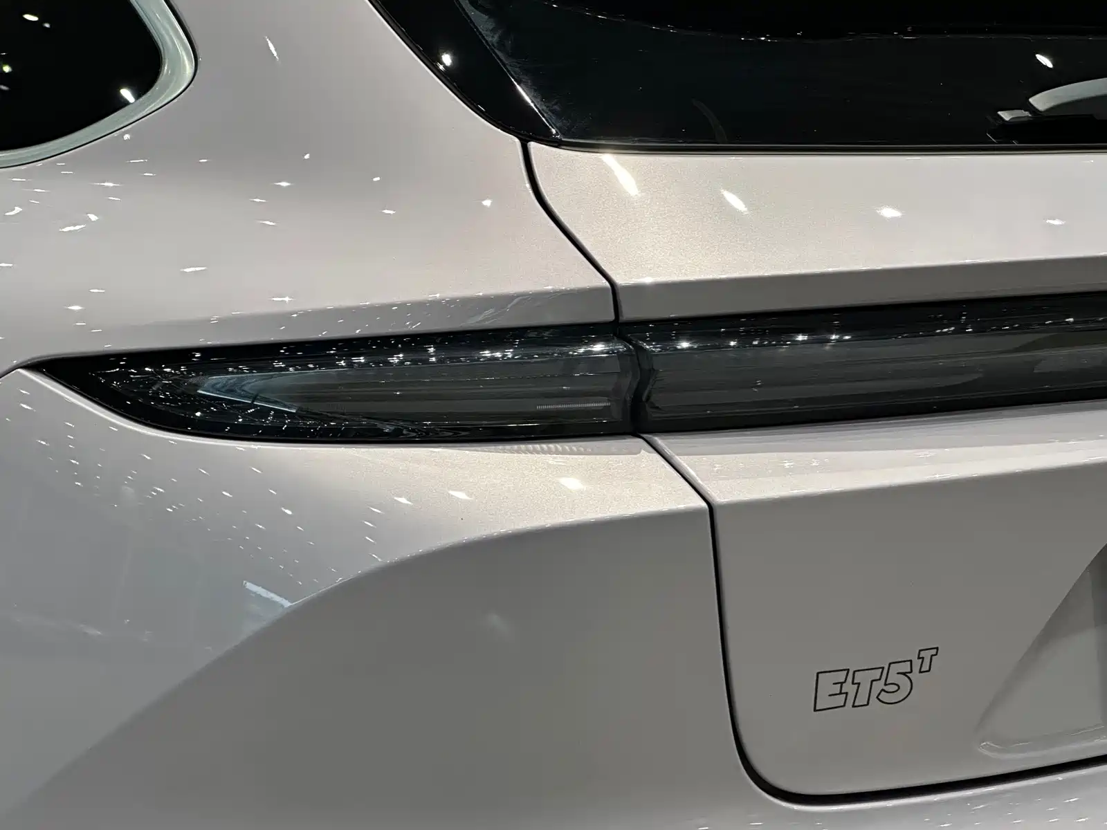 Фото 6 - NIO ET5T