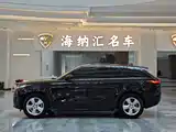 Фото 2 - Land Rover Range Rover Velar