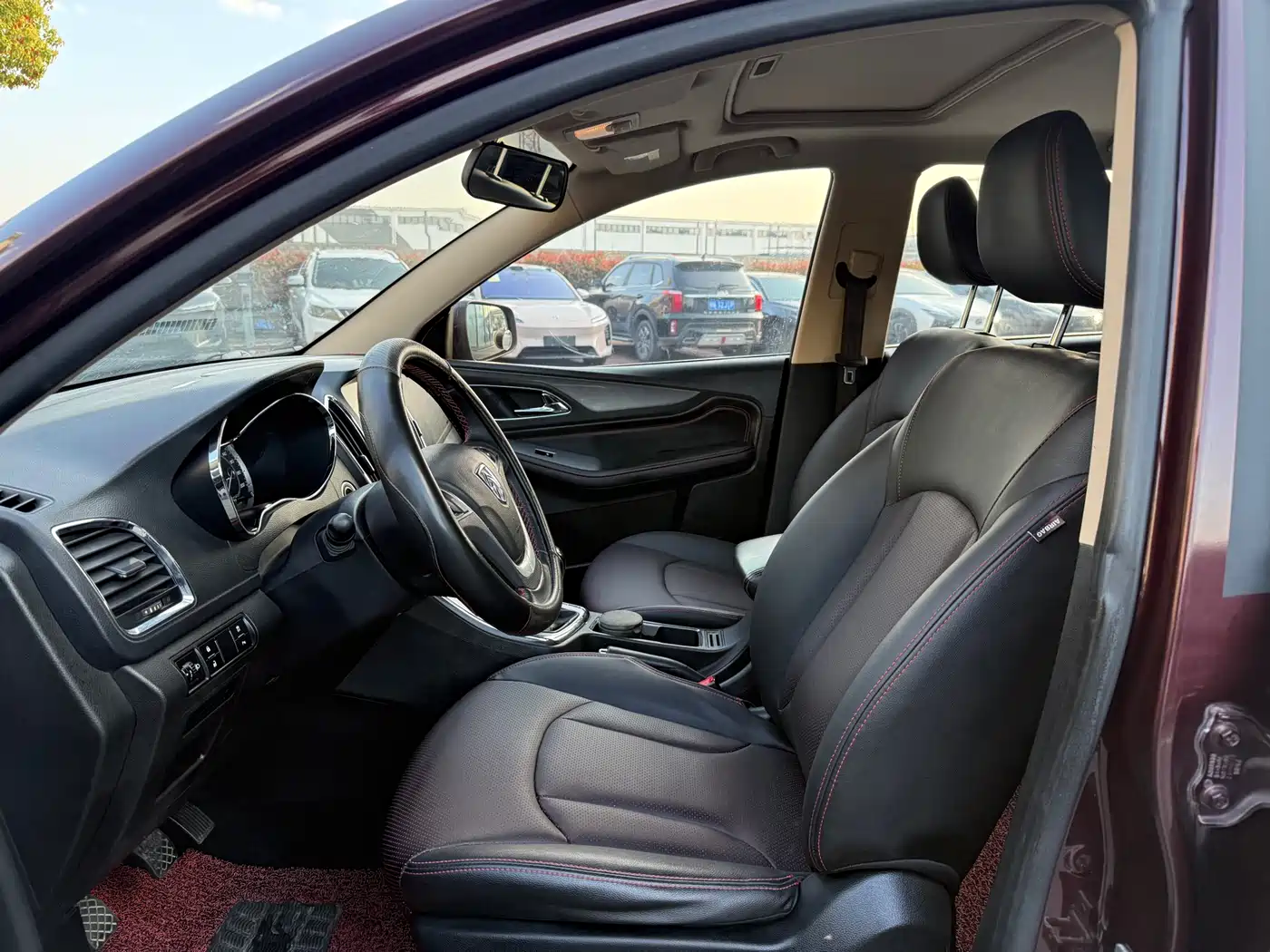 Baojun 560 2016 2015 1.8L Manual Luxury