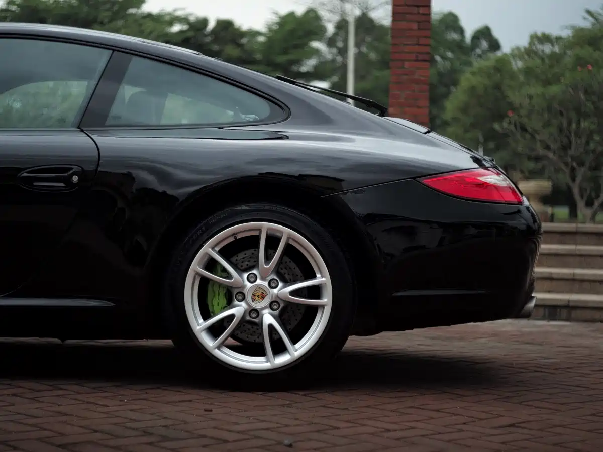 Porsche 911 2010 Carrera 3.6L фото 11