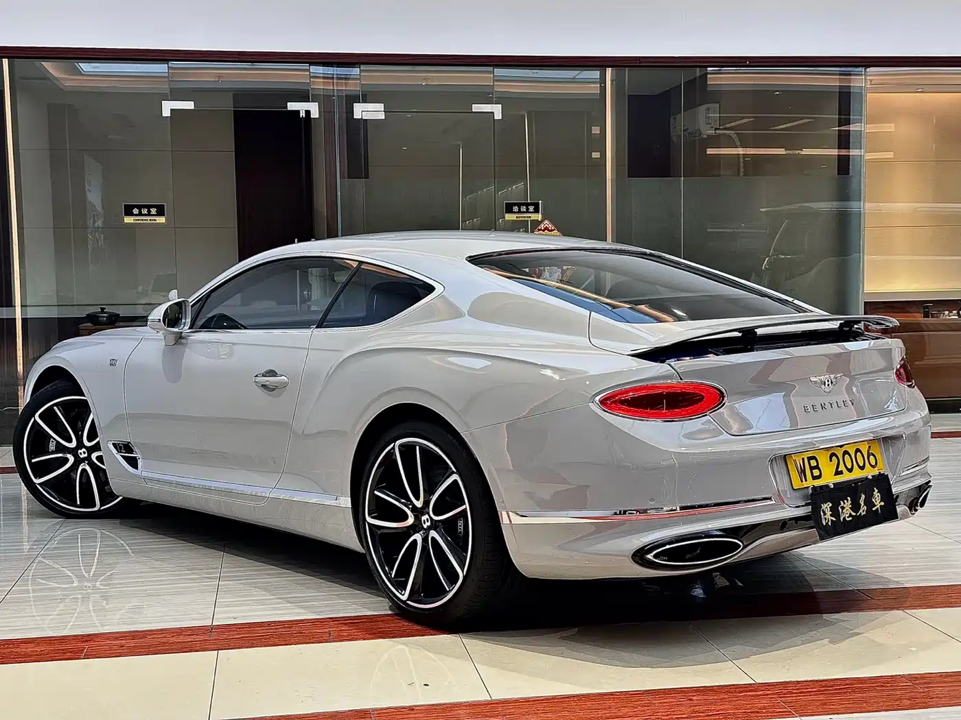 Bentley Continental 2018 6.0T GT W12 фото 4