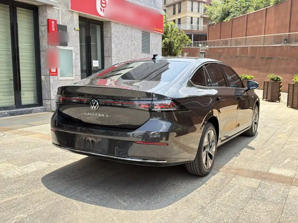 Volkswagen Sagitar 2026 2025 300TSI DSG Mid-range Edition