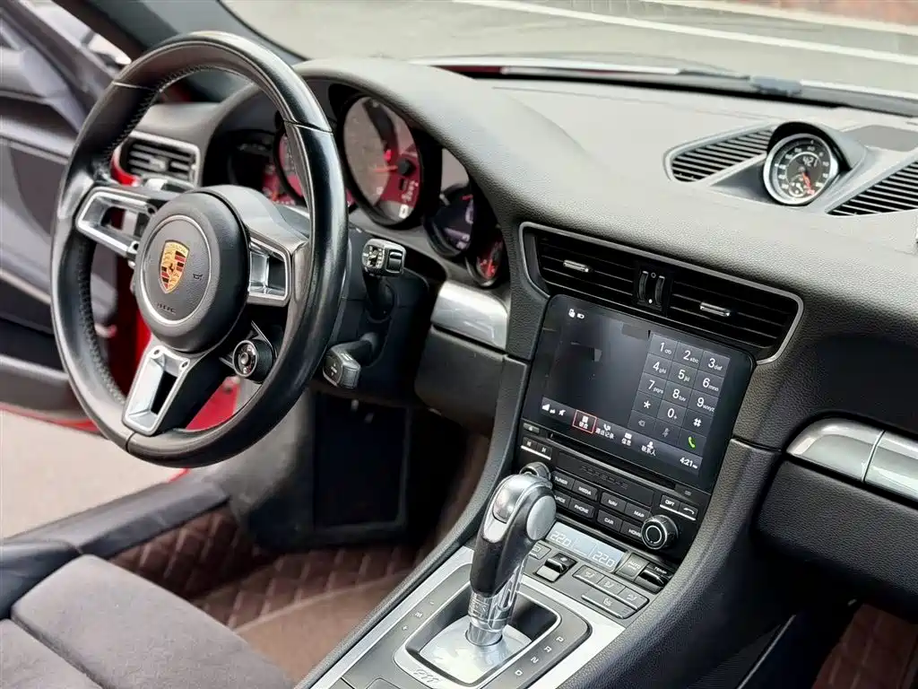 Porsche 911 2016 Carrera 3.0T фото 3