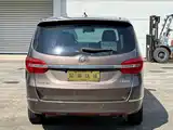 Фото 8 - Buick GL8