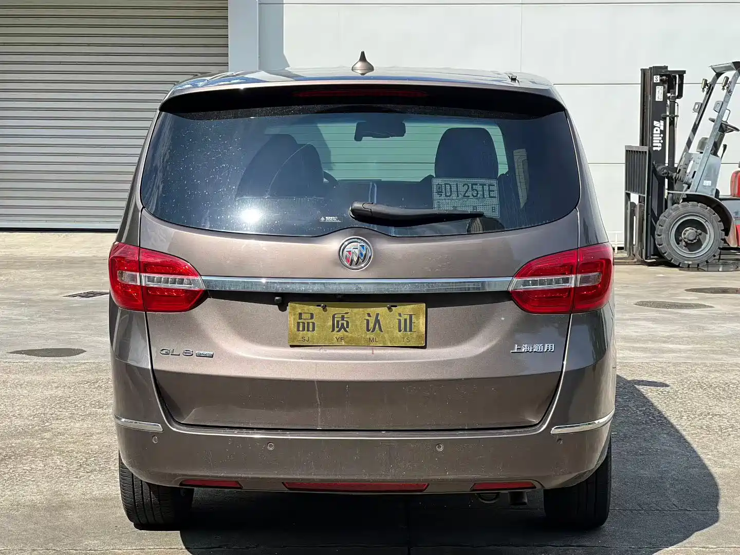 Фото 8 - Buick GL8