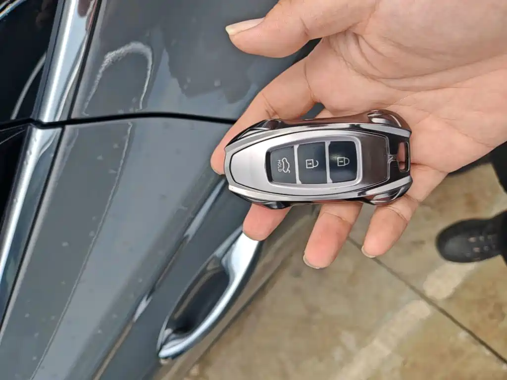 Фото 9 - Hyundai Sonata