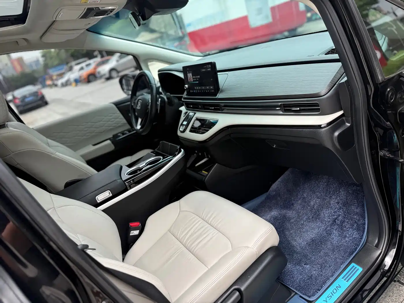 Honda Elysion 2024 2024 2.0L e:HEV Luxury Edition