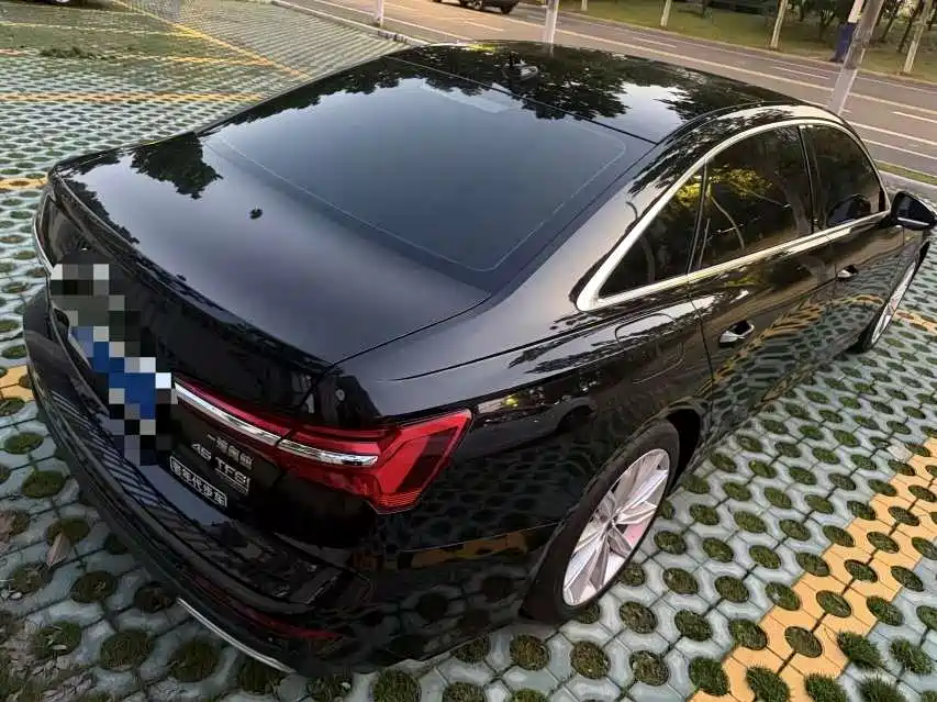Audi A6L 2021 45 TFSI Exclusive Sport фото 6