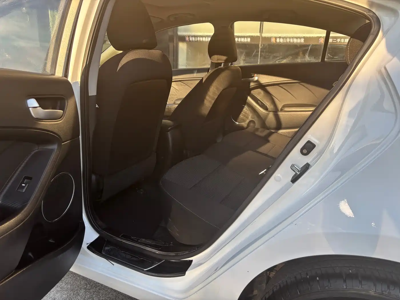 Kia K3 2016 1.6L Automatic GLS фото 7
