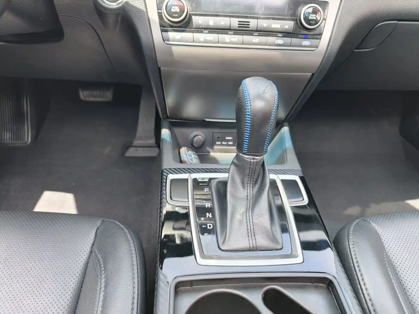 Hyundai Mistra 2014 1.8L Auto Premium DLX фото 10