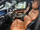 Фото 4 - Lincoln Navigator