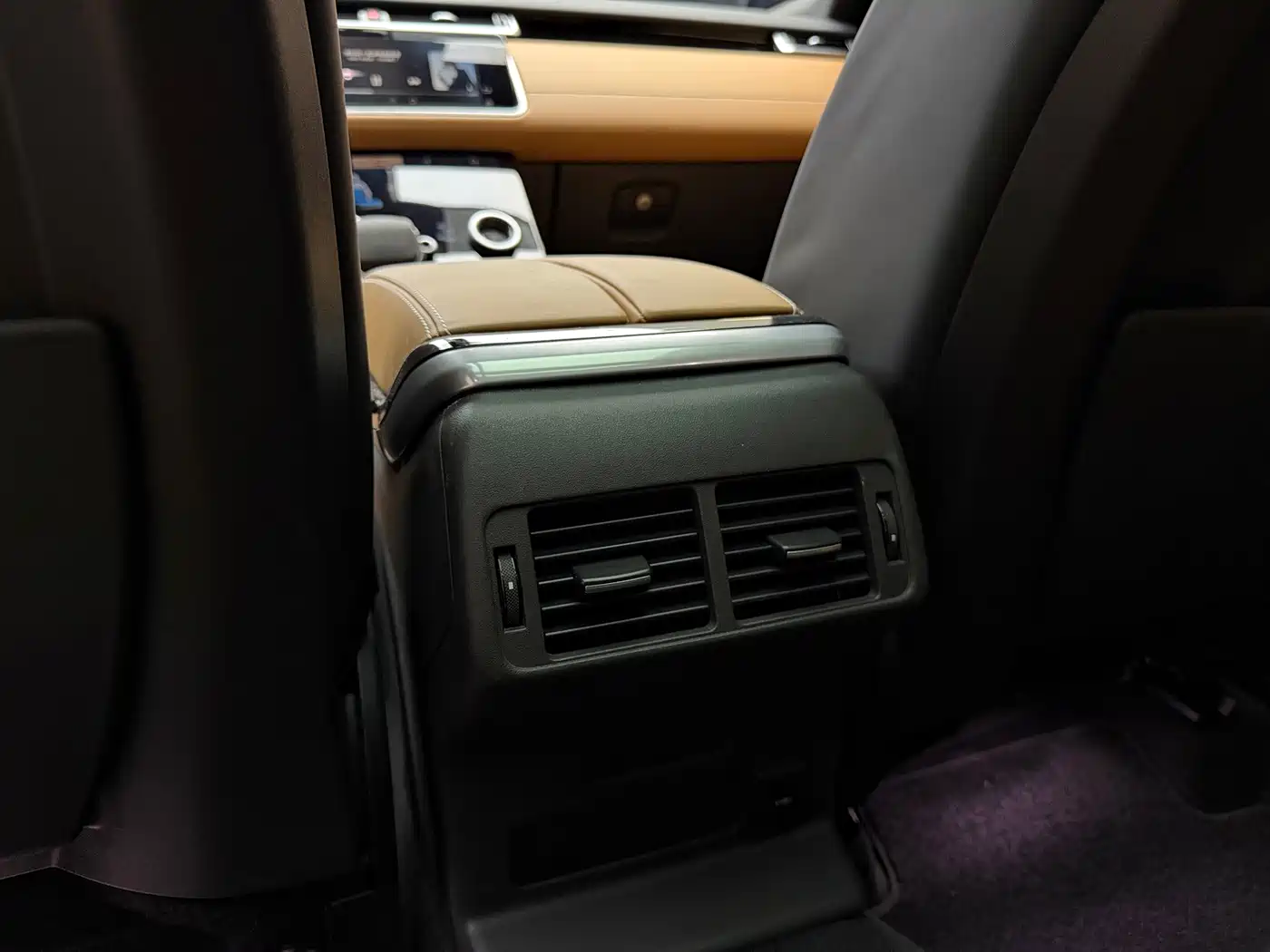 Land Rover Range Rover Velar 2022 2023 250PS Gloss Black Collector's Edition