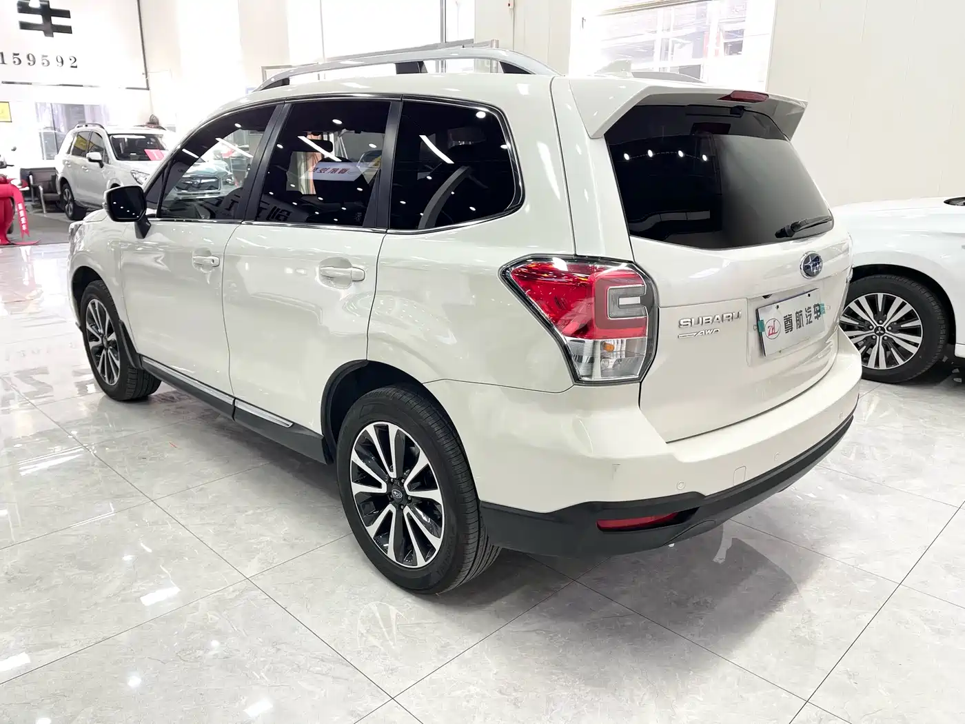 Subaru Forester 2016 2.0i Fashion Navigation Edition фото 6
