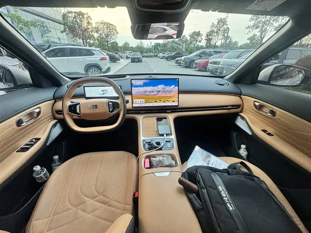 Geely Galaxy Galaxy Starship 7 EM-i 2025 2025 120km Navigation Edition